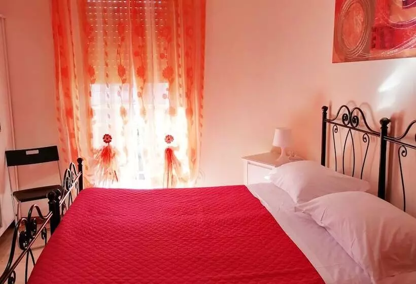 تختخواب و صبحانه My Sweet Home