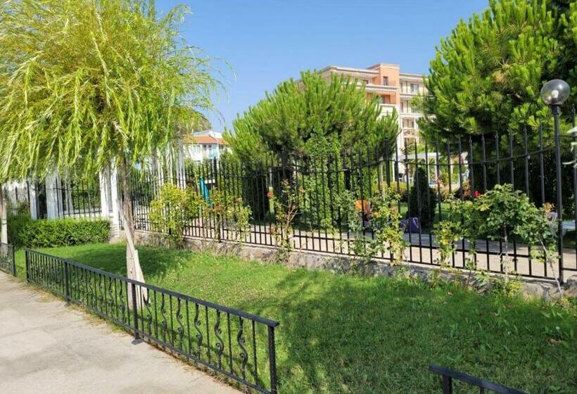 Helen S Appartment By The Sea