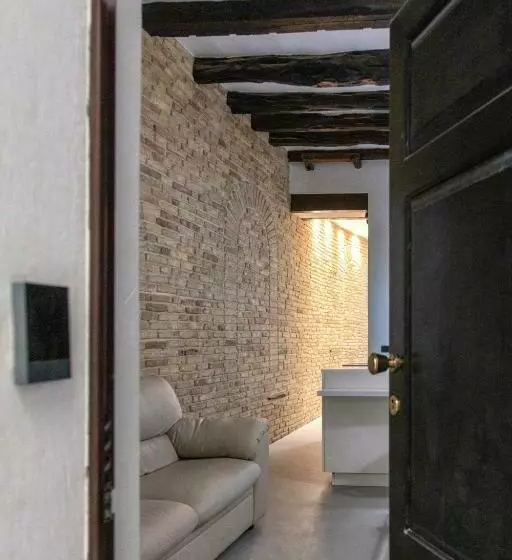 Majatalo C&o Savoia Deluxe Rooms