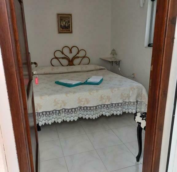 پانسیون Economi Depandance Olbia