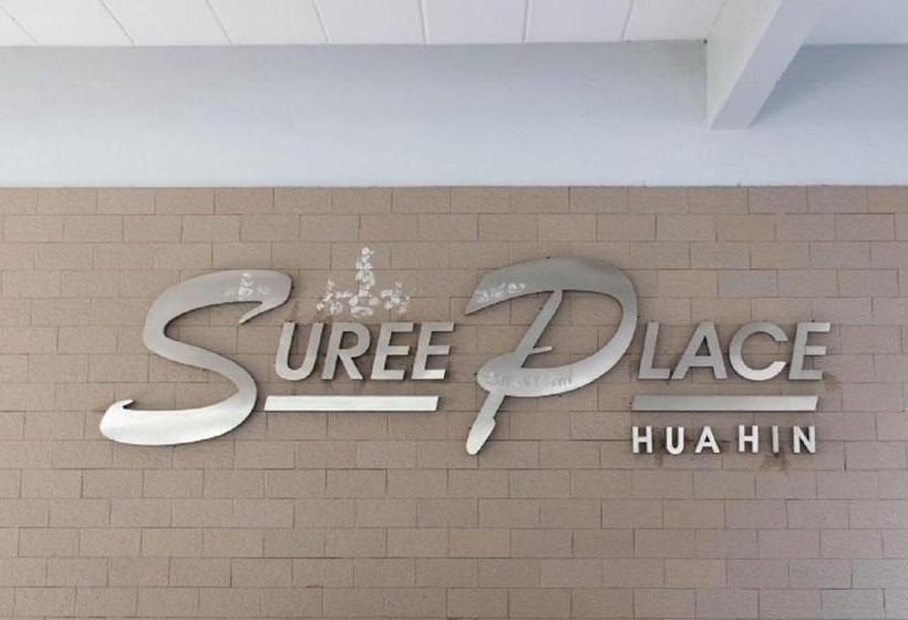 Suree Place Hostel