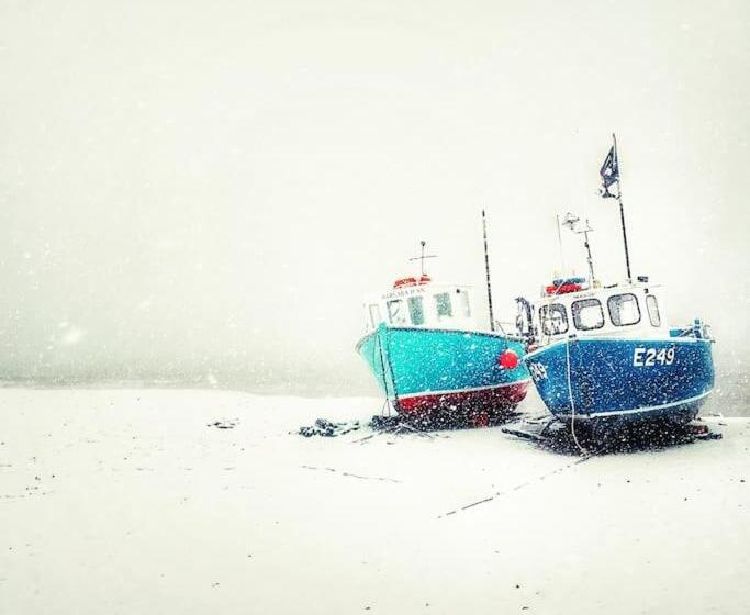 Escape Pod In Devon, 5 Mins From Beach + Parking