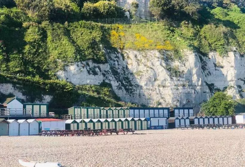 Escape Pod In Devon, 5 Mins From Beach + Parking