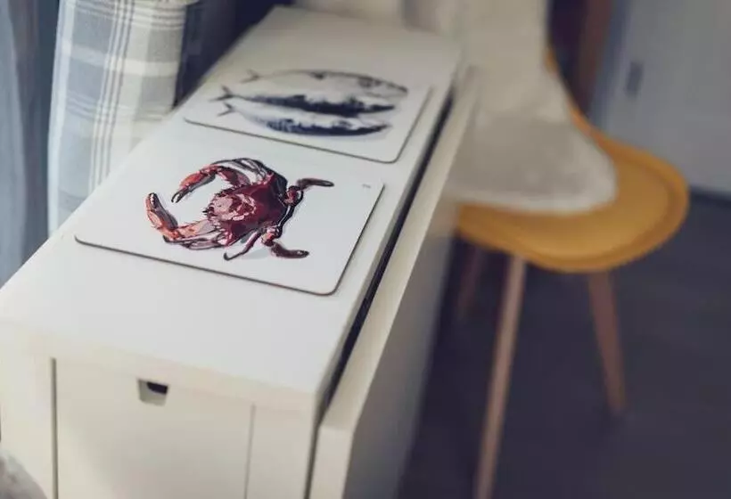 Escape Pod In Devon, 5 Mins From Beach + Parking