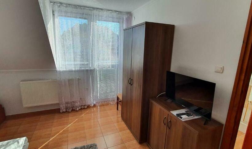 Hotelli Aqua Oazis Apartman