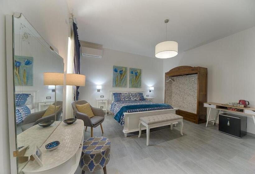 پانسیون Cozy Guest House Downtown