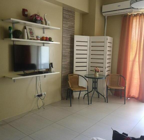 Пансион Pico De Loro Staycation