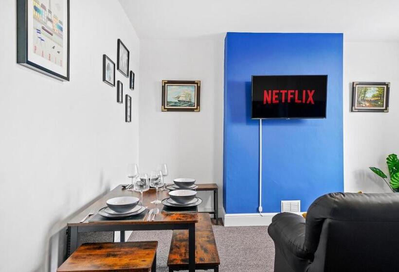 Sunshine Serviced Apartments By Happy Sunshine Stay