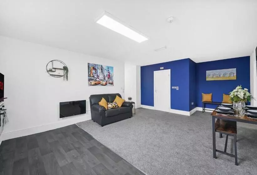 Sunshine Serviced Apartments By Happy Sunshine Stay