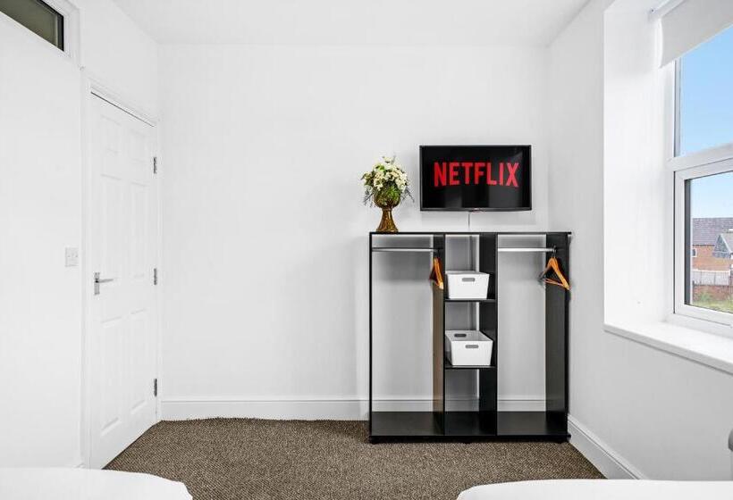 Sunshine Serviced Apartments By Happy Sunshine Stay