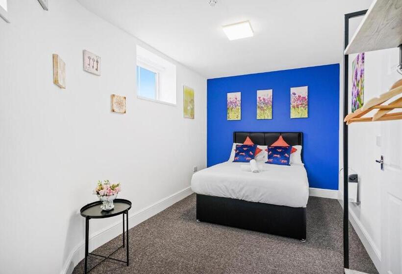 Sunshine Serviced Apartments By Happy Sunshine Stay