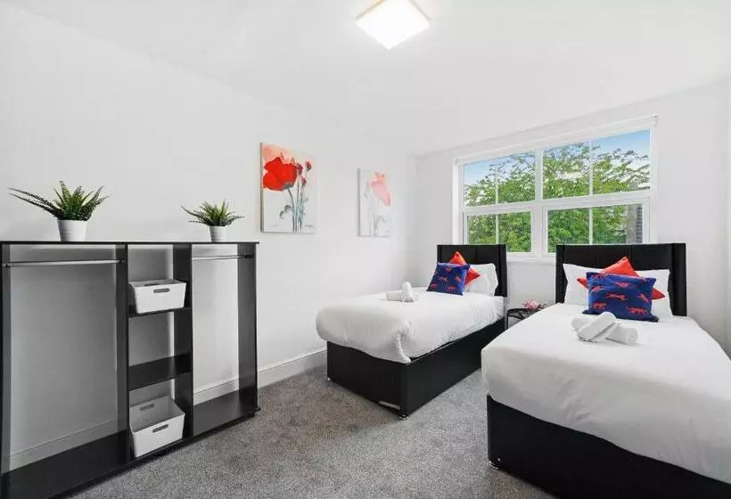 Sunshine Serviced Apartments By Happy Sunshine Stay