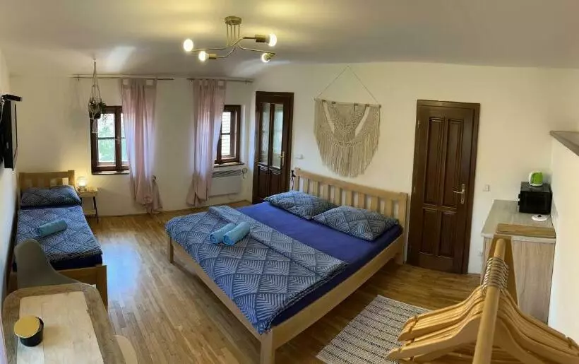 Retkeilymaja New Fajka