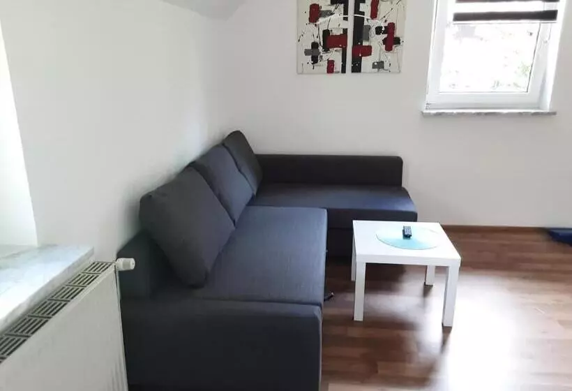 Apartment Ferienwohnung 3 Treffen Am Ossiachersee