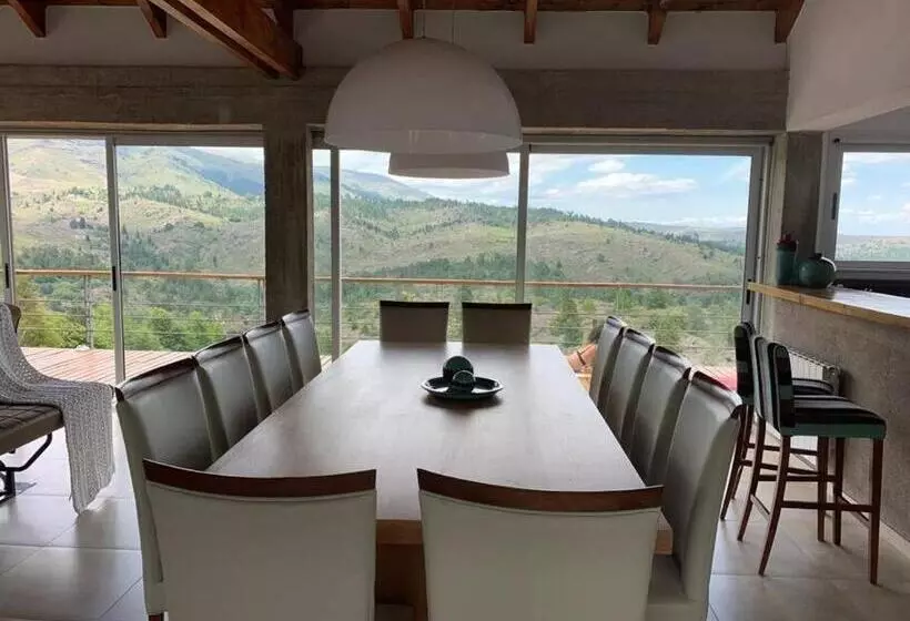 La Cumbrecita ,casona Super Lujo