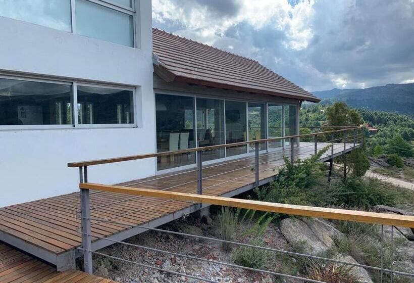 La Cumbrecita ,casona Super Lujo