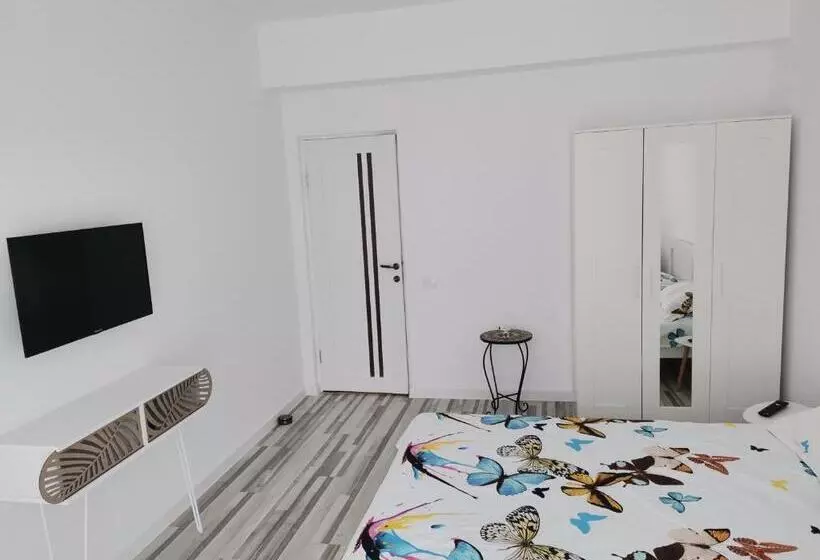 Nicole Residence
