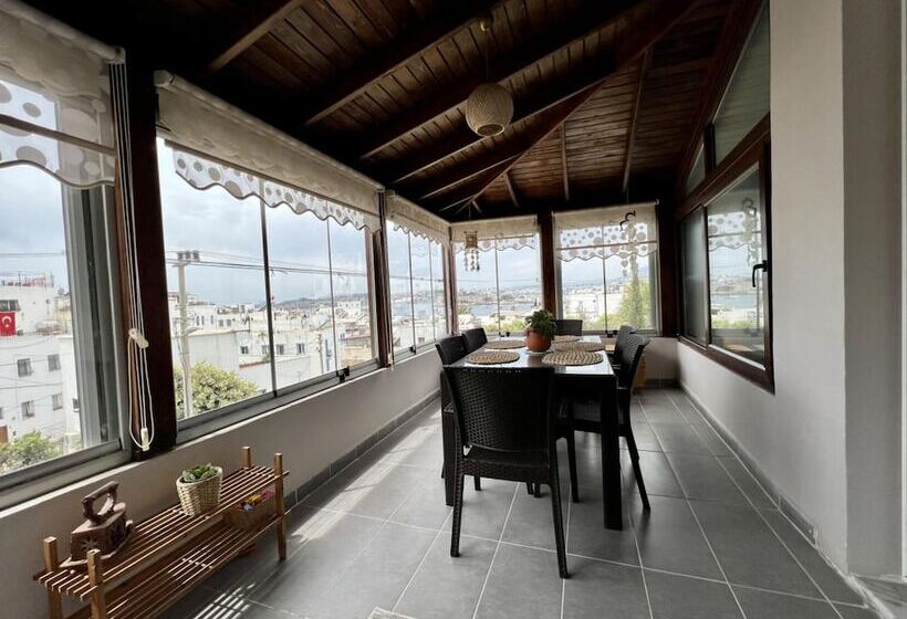 House Close To Beach With A Sea View In Bodrum