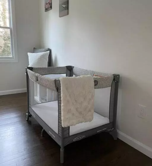 Shore Drive   2 Bedroom/2 Bath/bunk/queen Oasis