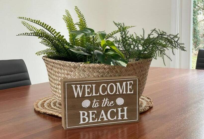 Shore Drive 2 Bedroom/2 Bath/bunk/queen Oasis