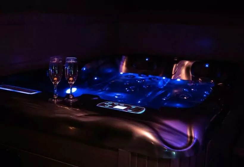 Aamiaismajoitus (B&B) Pause Nature Sorbais Chambre Avec Spa, Sauna, Streaming Et Arrivée Autonome