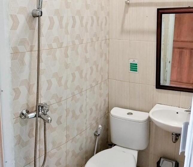 هتل The Cabin Purwokinanti