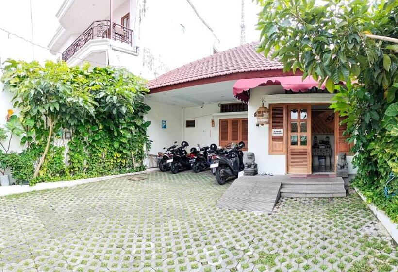 هتل The Cabin Purwokinanti