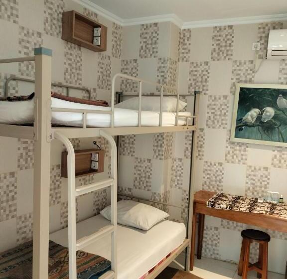 هتل The Cabin Purwokinanti