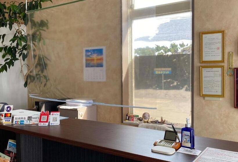 فندق Hostel Hirosaki  Mixed Dormitory Vacation Stay 32012v