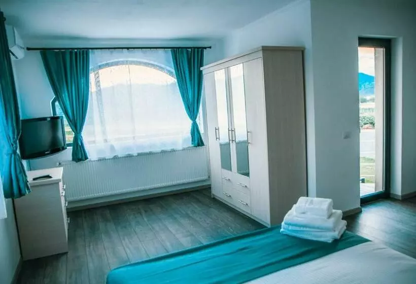 پانسیون Casa Ducu