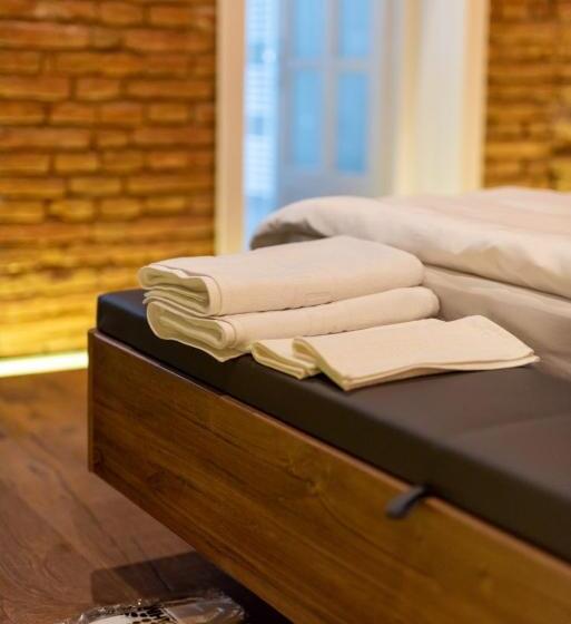 بنسيون Casa Nym