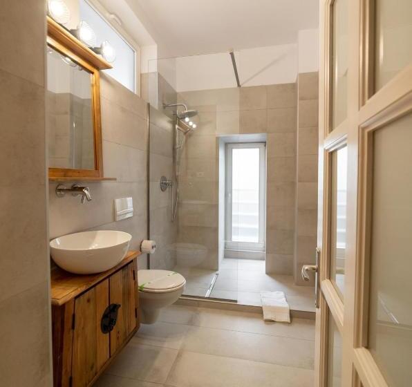 بنسيون Casa Nym