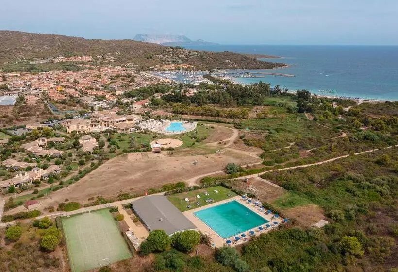 Lomakeskus Secret Village Budoni