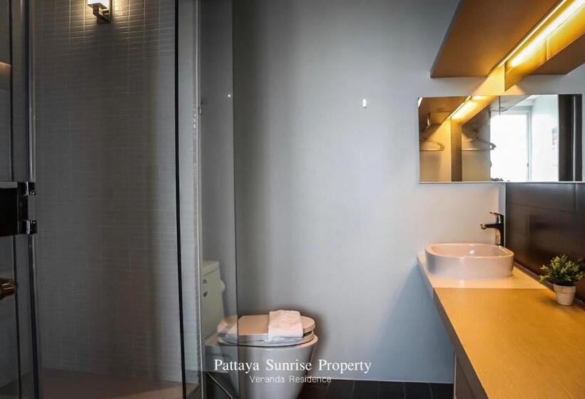 Veranda Residences Pattaya By Phung