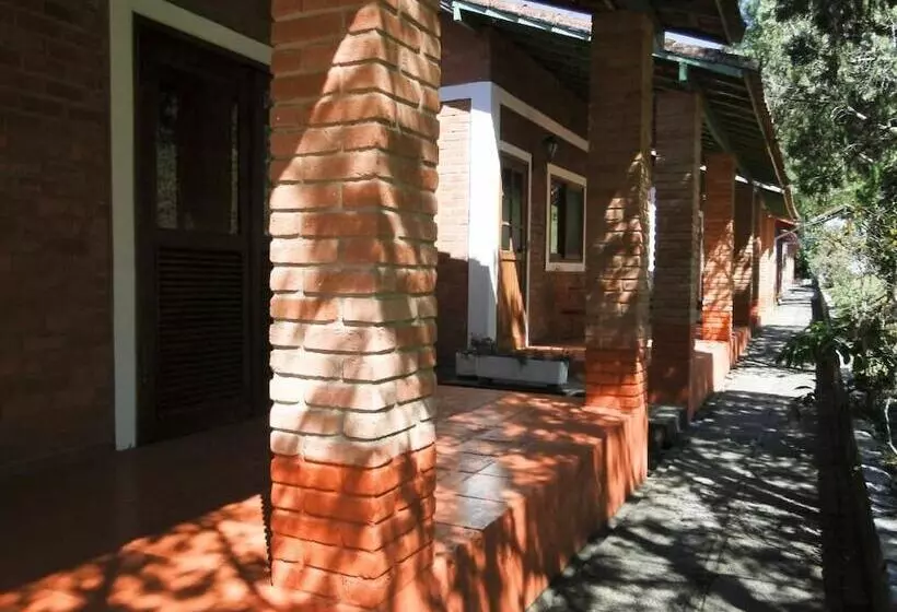 Отель Bougainville