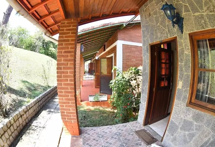 Отель Bougainville