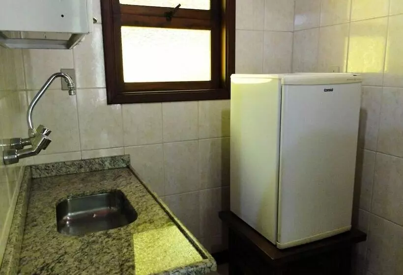 Отель Bougainville