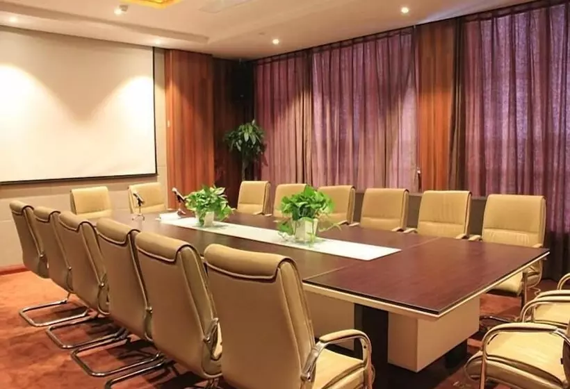 Hotel Greentree Eastern Quzhou Hewu Road