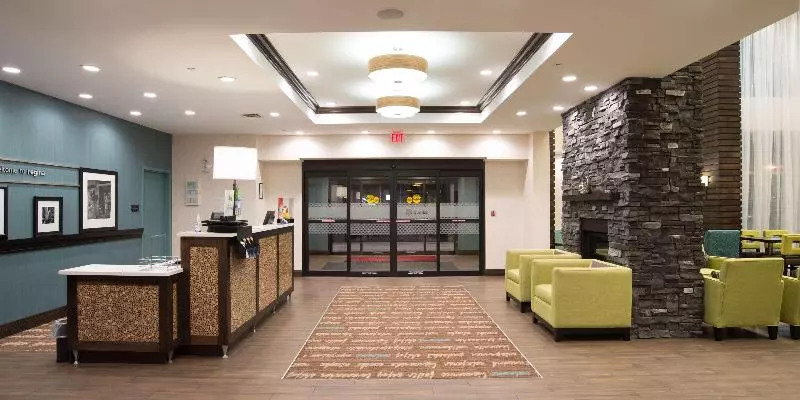 Hotel Hampton Inn & Suites By Hilton Regina East Gate