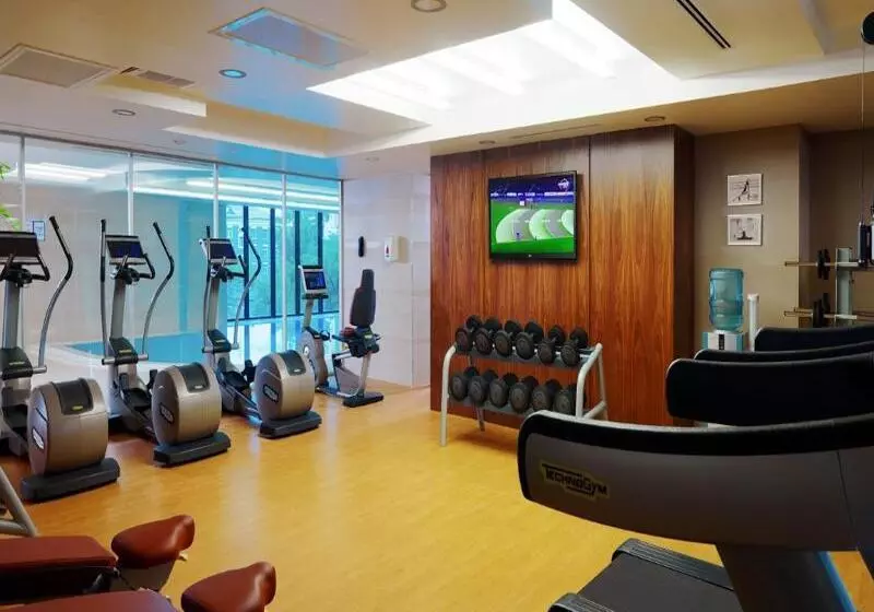 호텔 Novosibirsk Marriott