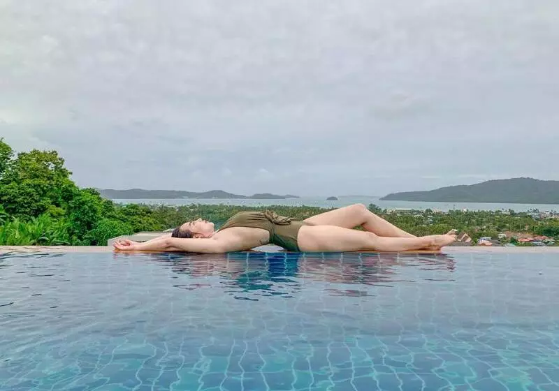 호텔 The View Rawada Phuket