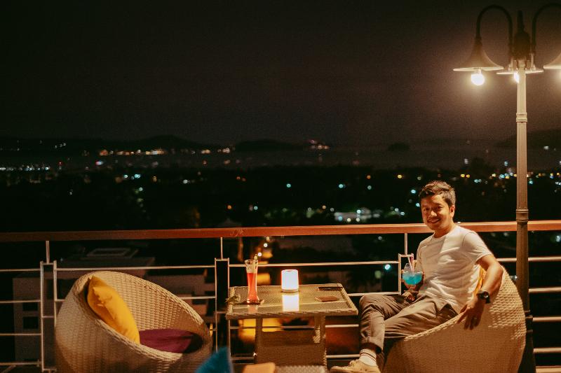 호텔 The View Rawada Phuket