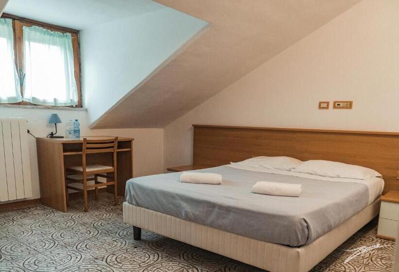 בית מלון כפרי Tramonti Green