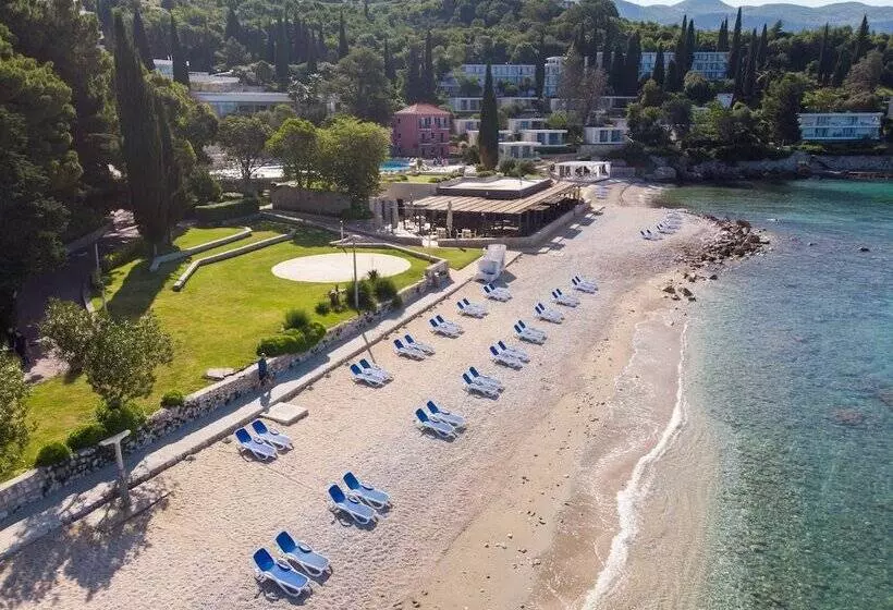 Maistra Select Mlini Villas And Apartments