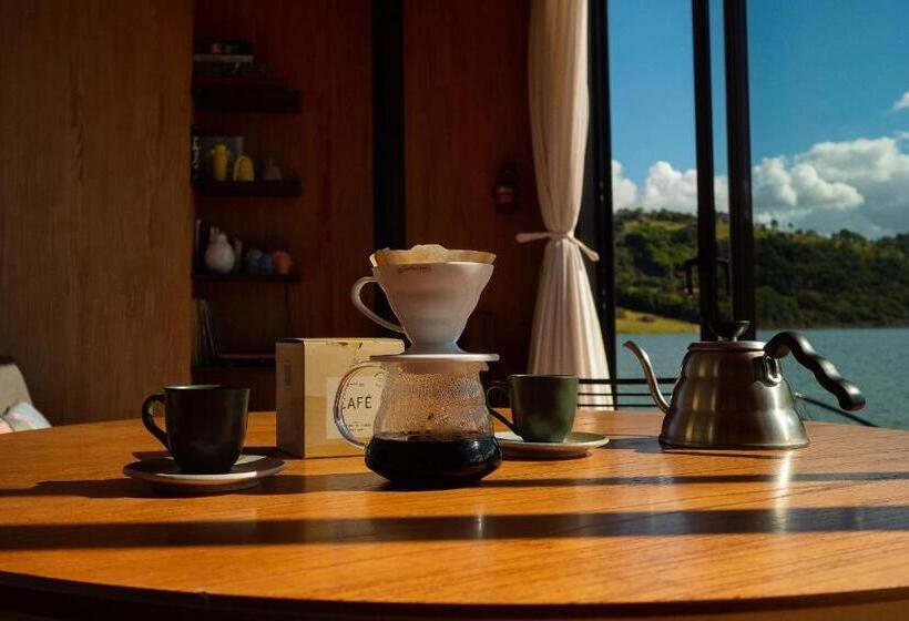 Altar Flutuante #1 Em Joanópolis