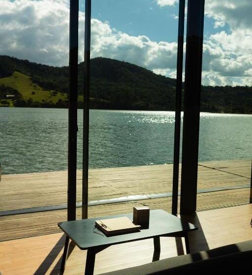 Altar Flutuante #1 Em Joanópolis