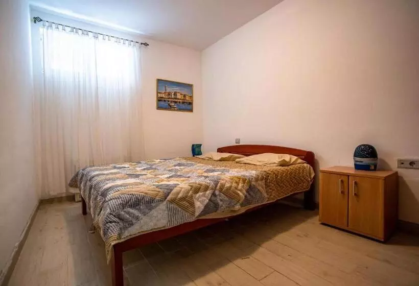 Ana Apartment