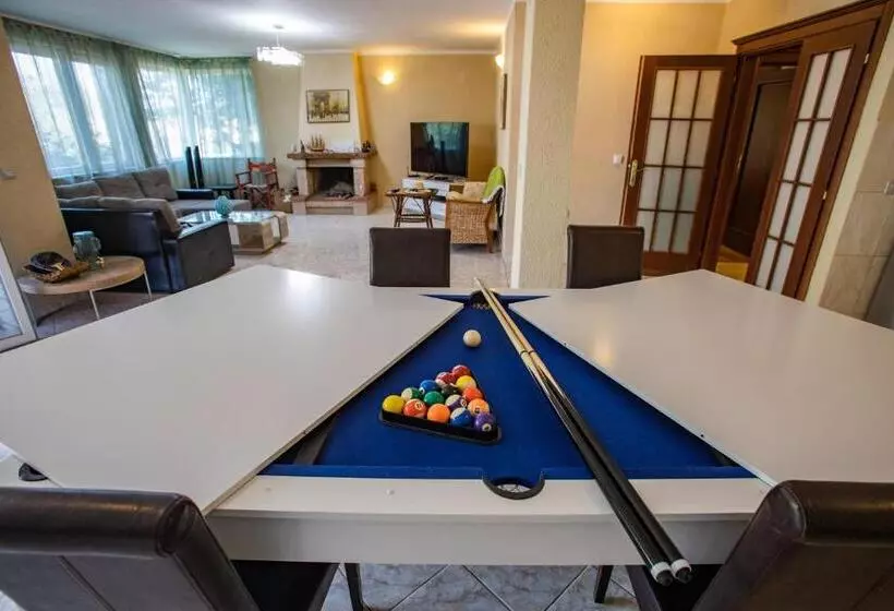 Ana Apartment