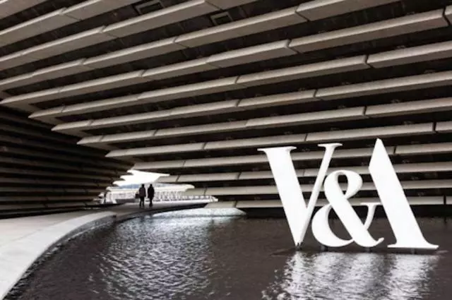 Lux Waterfront 2 Bed Apt, V&a 10min Walk, St Andrew S Golf 25min Drive