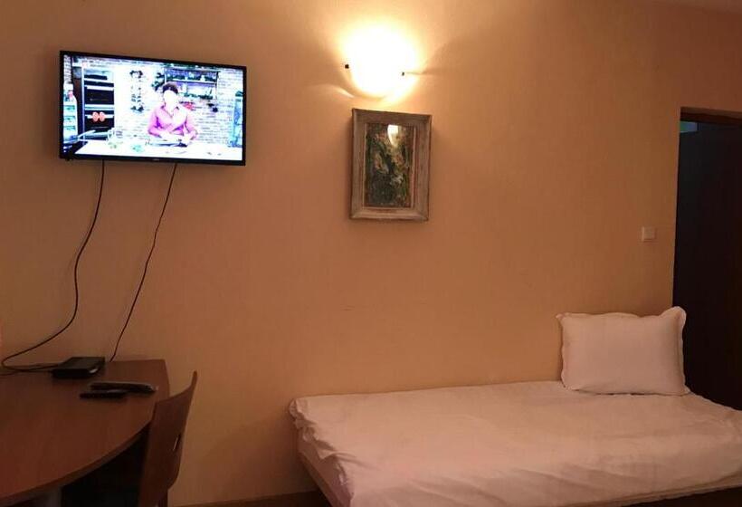 Пансион стаи за гости тони